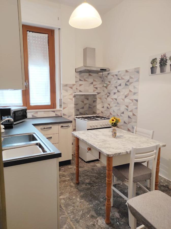 Appartamento La colonna Holiday house Lecce Esterno foto